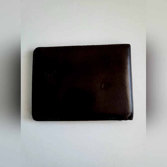 Louis Vuitton Men's Perforated Logo All-leather Wallet - Picture 7 of 11